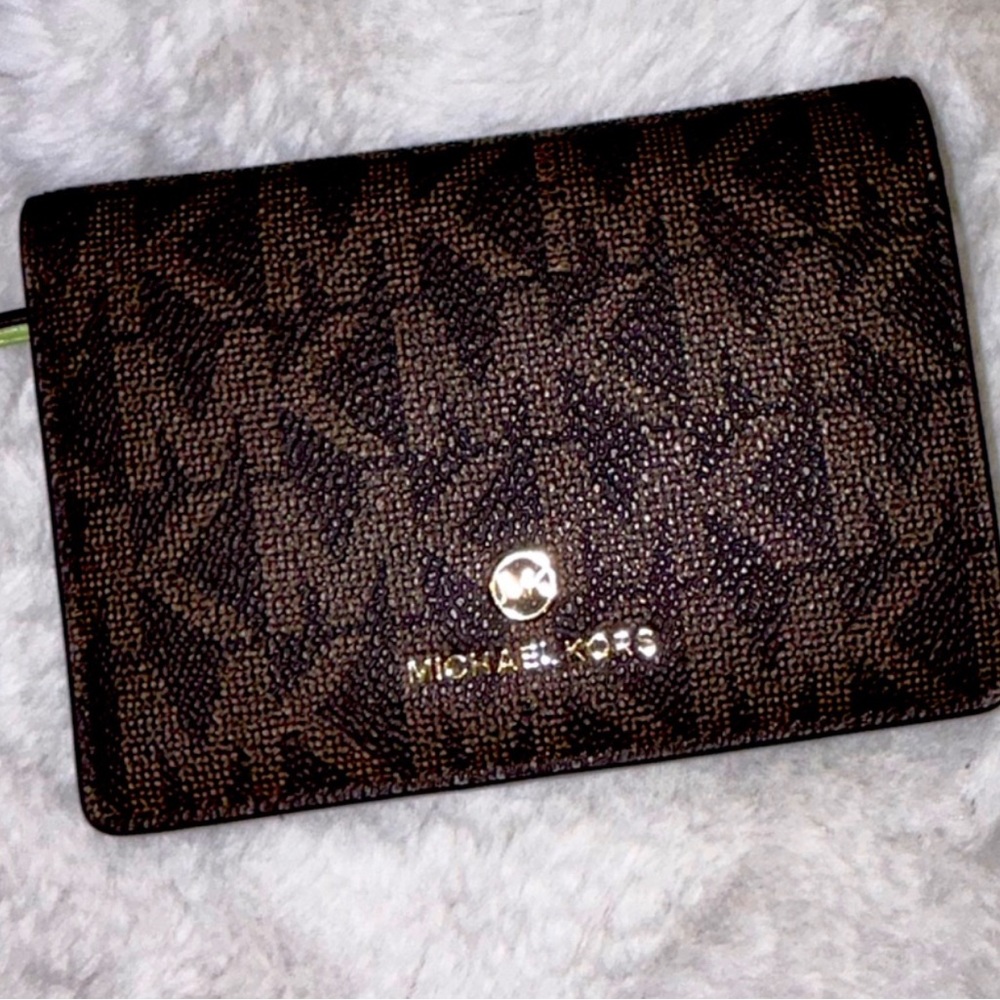 Like New-Michael Kors Monogram Leather Wallet